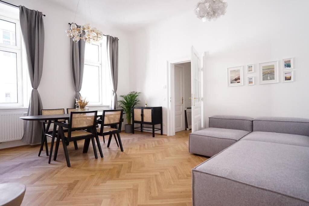 Boutique Suite Near Museum District Vienna Exterior photo