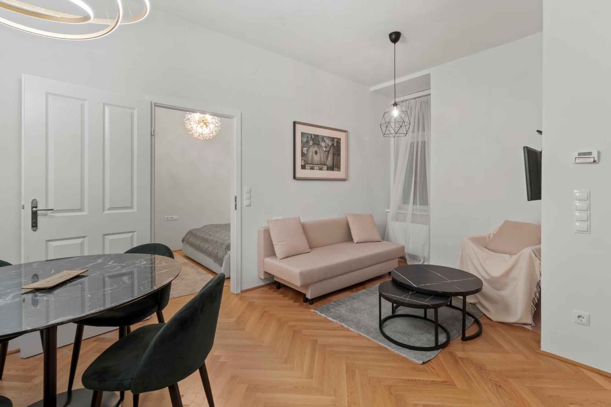 Boutique Suite Near Museum District Vienna Exterior photo